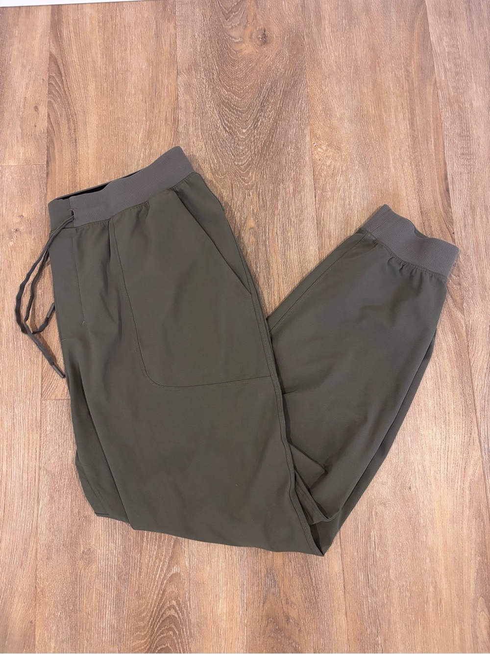 Lululemon Men's ABC Warpstreme Jogger *Regular Olive Green XL